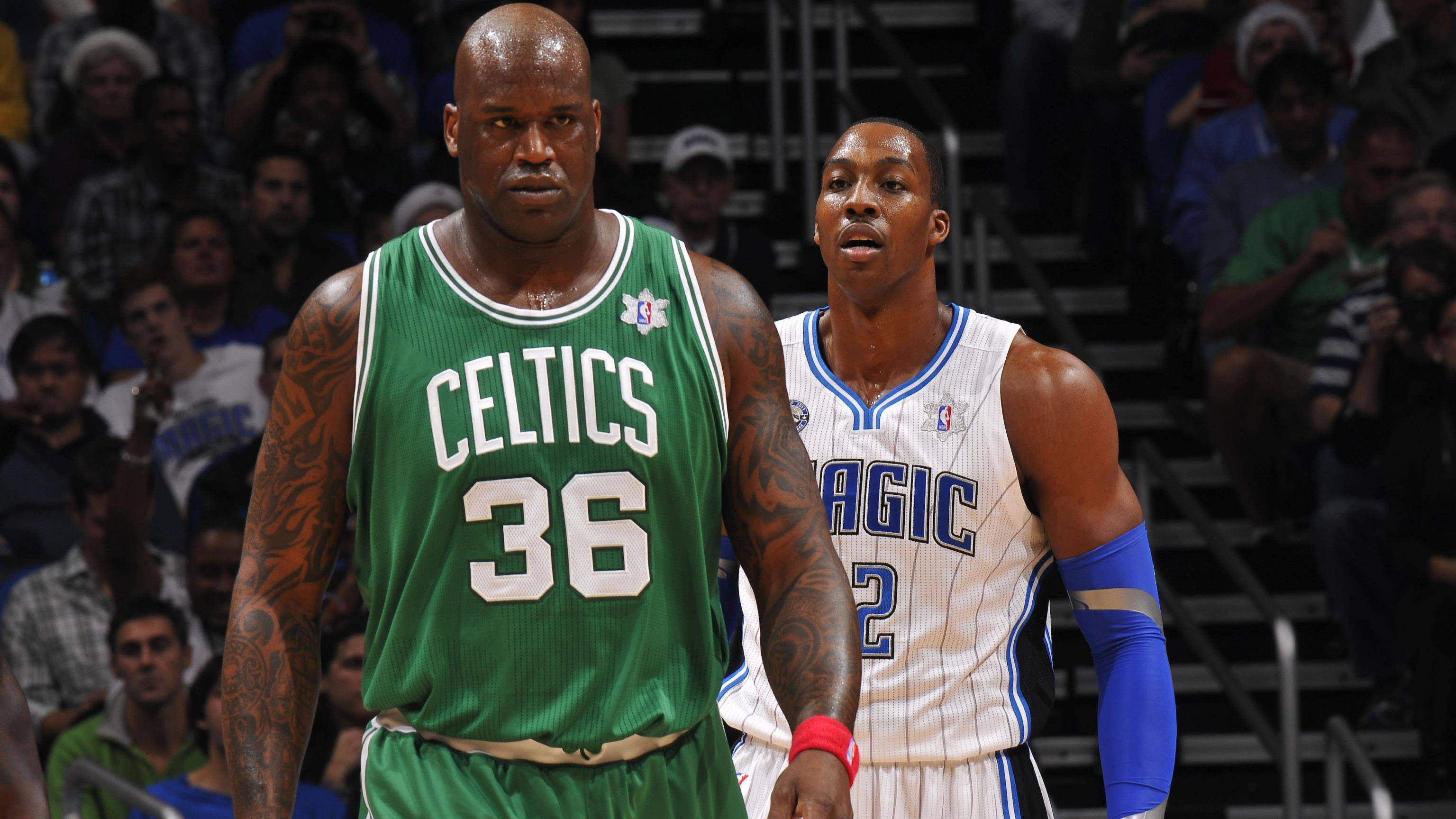 今夜时隔1个月重回伯纳乌！皇马此前六连客：2胜3平1负（阔别伯纳乌一月，皇马今夜回归：六连客2胜3平1负）