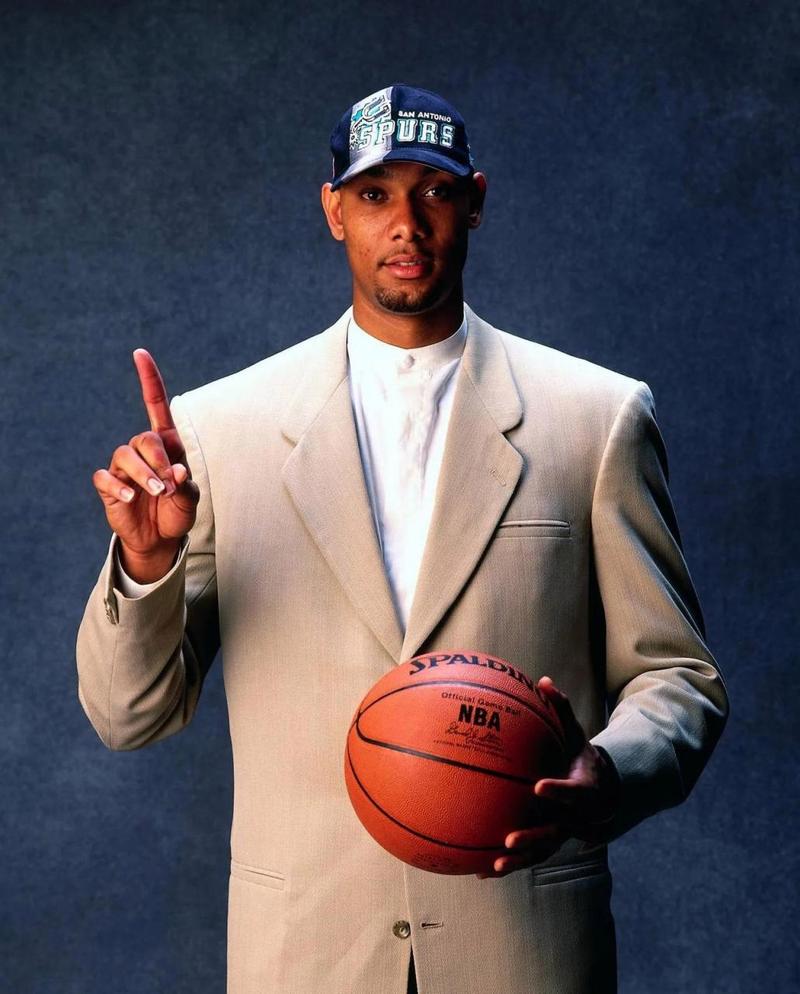 伤愈之路坎坷，武磊本赛季出场6次贡献1球1助攻（复出波折不断，武磊本季6场贡献1球1助）