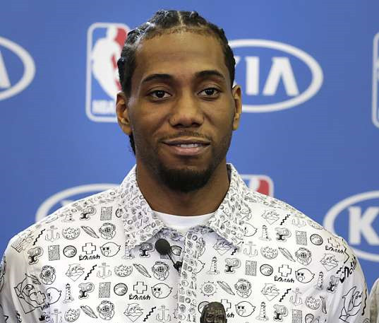 森保一：早上我会双手合十心怀感恩，有时我不换衣服保持好运（森保一：清晨合十心存感激，偶尔不换衣服延续好运）