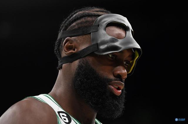 罗马诺独家：奥罗斯科已启程前往英格兰，即将加盟曼联（罗马诺独家：奥罗斯科飞赴英伦，曼联签约在即）