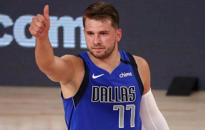 云南玉昆官方：与队长赵宇豪、中国香港球员徐宏杰完成续约（云南玉昆官宣与队长赵宇豪、中国香港球员徐宏杰续约）